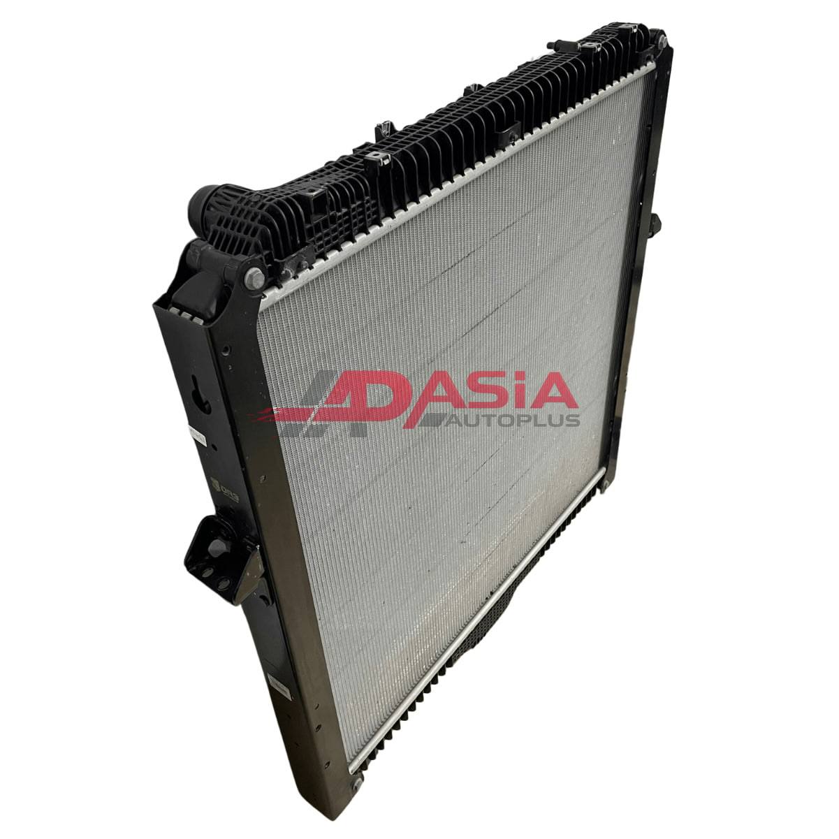 Радиатор охлаждения двигателя  MP4 AAG HD6493 9615001000