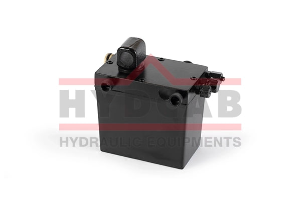 Насос подъема кабины XF95 XF105 HYDCAB KP0023